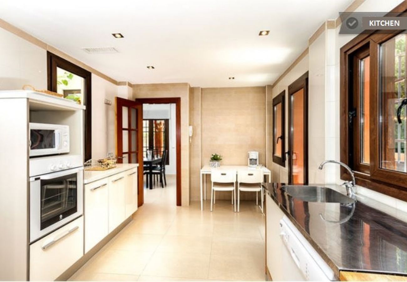 Villa en Torremolinos - villa saudi