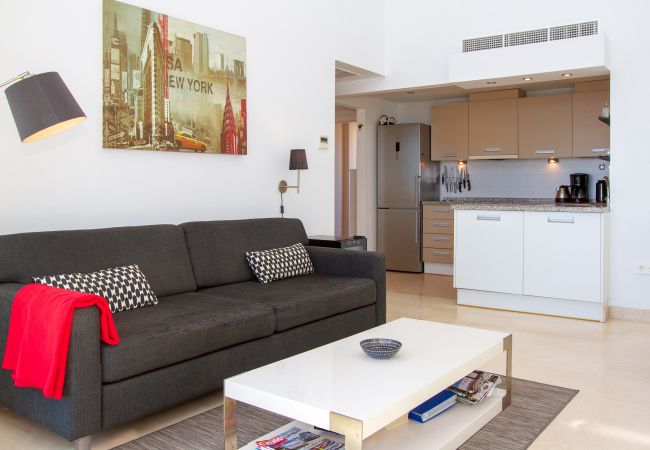 Apartamento en Torrox Costa -  Ático Calaceite Blanco | Relax con Vistas al Mar de 180° cerca de Nerja Apartamento en Torrox Costa -  Ático Calaceite Blanco | Relax con Vistas al Mar de 180° cerca de Nerja