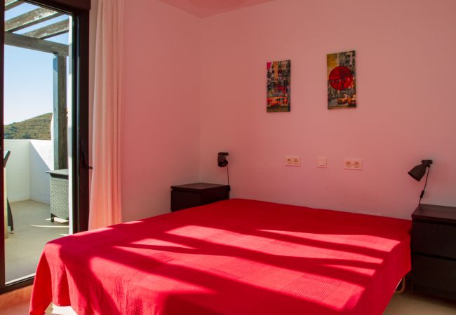 Apartamento en Torrox Costa -  Ático Calaceite Blanco | Relax con Vistas al Mar de 180° cerca de Nerja Apartamento en Torrox Costa -  Ático Calaceite Blanco | Relax con Vistas al Mar de 180° cerca de Nerja