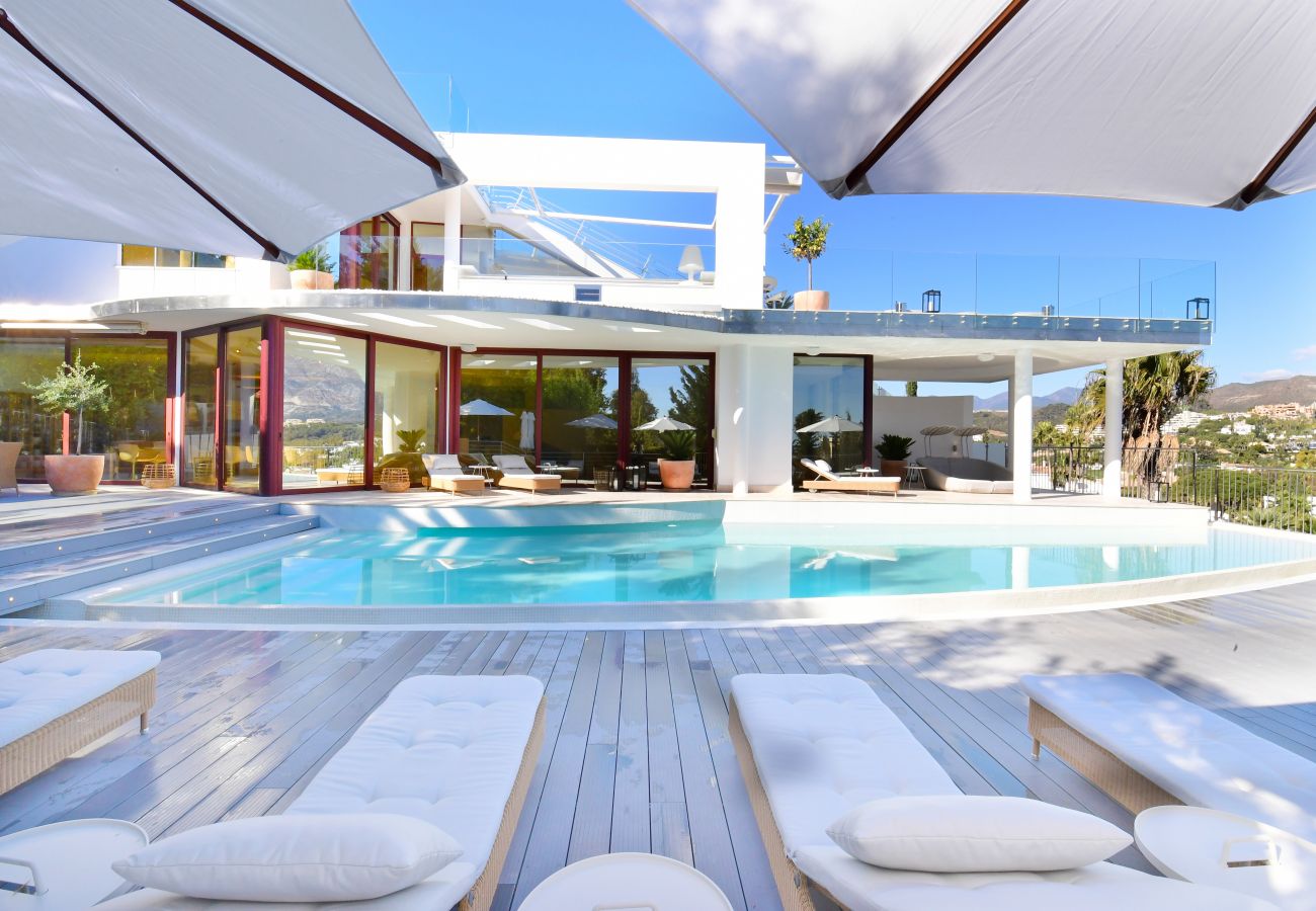 Villa en Marbella - Casa Blanca Marbella - Exclusive Luxury Villa  