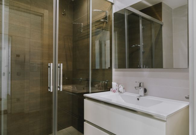 Apartamento en Málaga - Pompidou Superior 3B Apartamento en Málaga - Pompidou Superior 3B