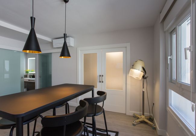 Apartamento en Málaga - Maria Zambrano I Boutique Apartment Apartamento en Málaga - Maria Zambrano I Boutique Apartment