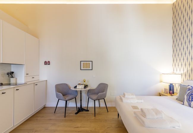 Estudio en Málaga - Palacio Vegafuente 2.3 Estudio en Málaga - Palacio Vegafuente 2.3