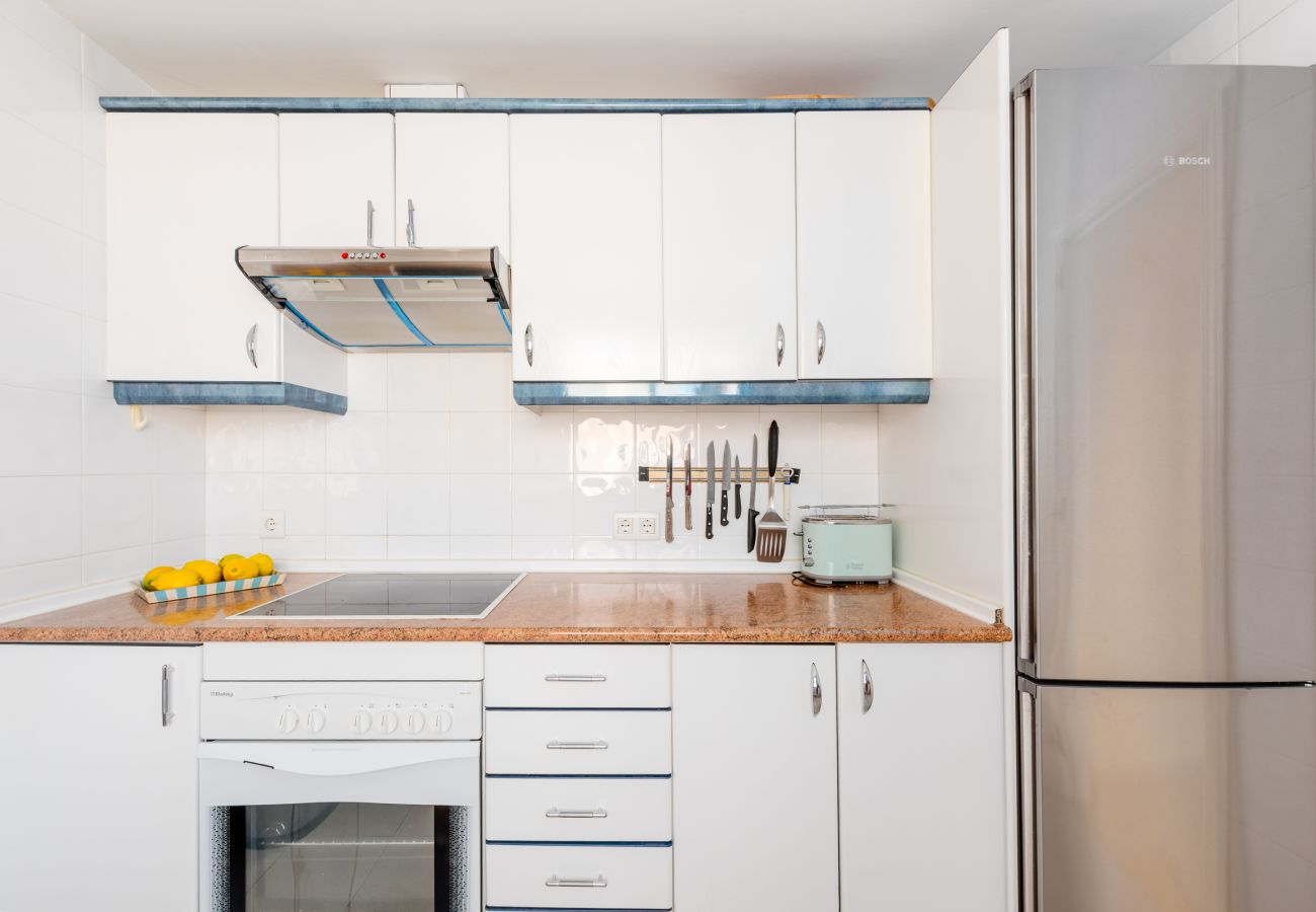 Apartamento en Marbella - El Manantial Elviria – Amplio apartamento con vistas al mar y gran terraza