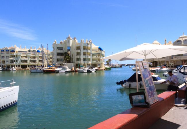 Ferienwohnung in Benalmádena - Puerto Marina - 2 terraces and direct view to the Marina