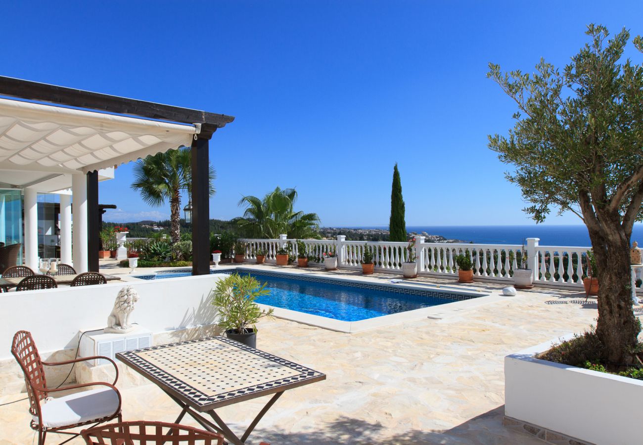 Villa in Mijas - Villa Azalea - Exclusive villa with unique mediterranean view