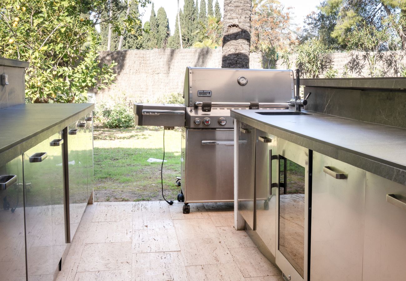 Villa in Marbella - La Corsa Marbella - Luxury 5 bed/bath villa with private pool, jacuzzi