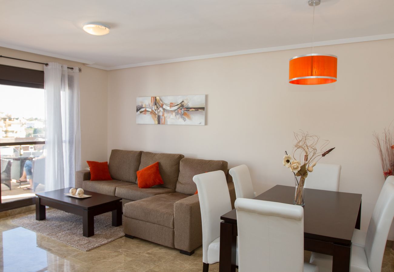 Ferienwohnung in Estepona - Top del Golf Hills Marbella - Large roof top lounge terrace