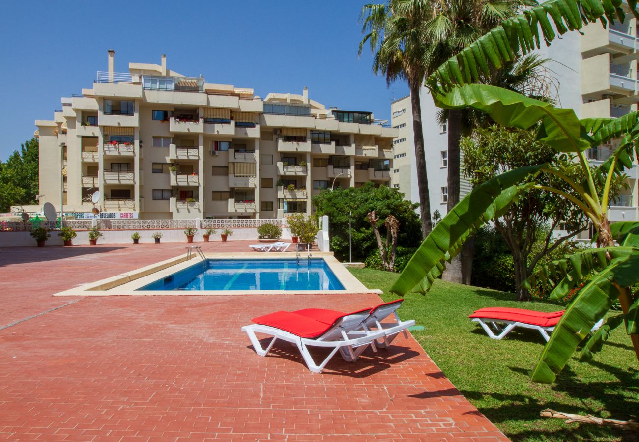 Ferienwohnung in Torremolinos - Lydia Uno - Exclusive apartment for 8 near beach and restaurants