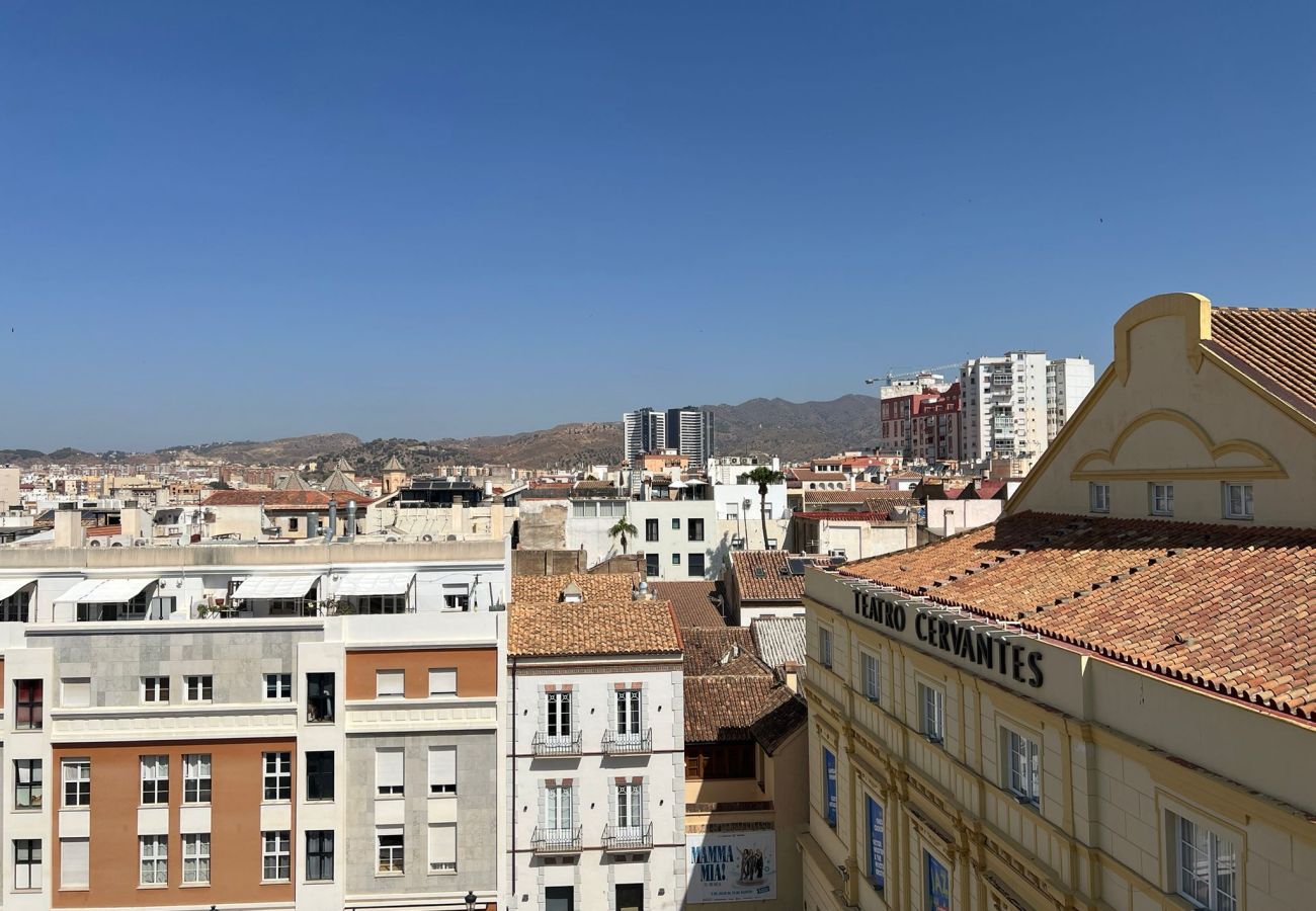 Ferienwohnung in Málaga - Tribuna - Atico Cervantes