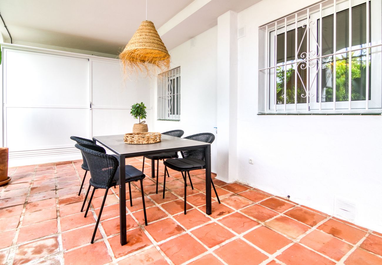 Ferienwohnung in Marbella - Azahara Marbella - Modern decorated apartment with lovely terrace view