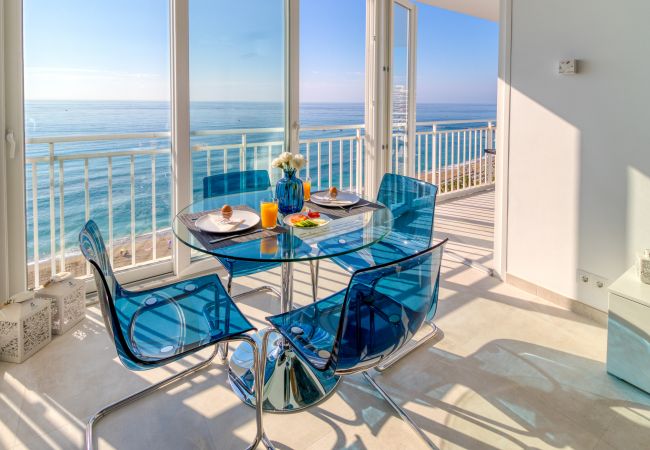 Ferienwohnung in Benalmádena - Maite Beach Penthouse, Benalmadena - Perfect location, Sea View