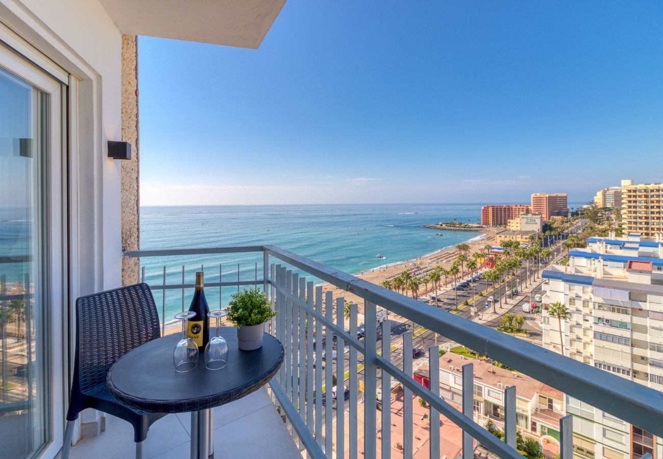 Ferienwohnung in Benalmádena - Maite Beach Penthouse, Benalmadena - Perfect location, Sea View