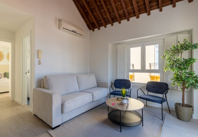 Ferienwohnung in Málaga -  Thyssen Penthouse  with terrace 3A