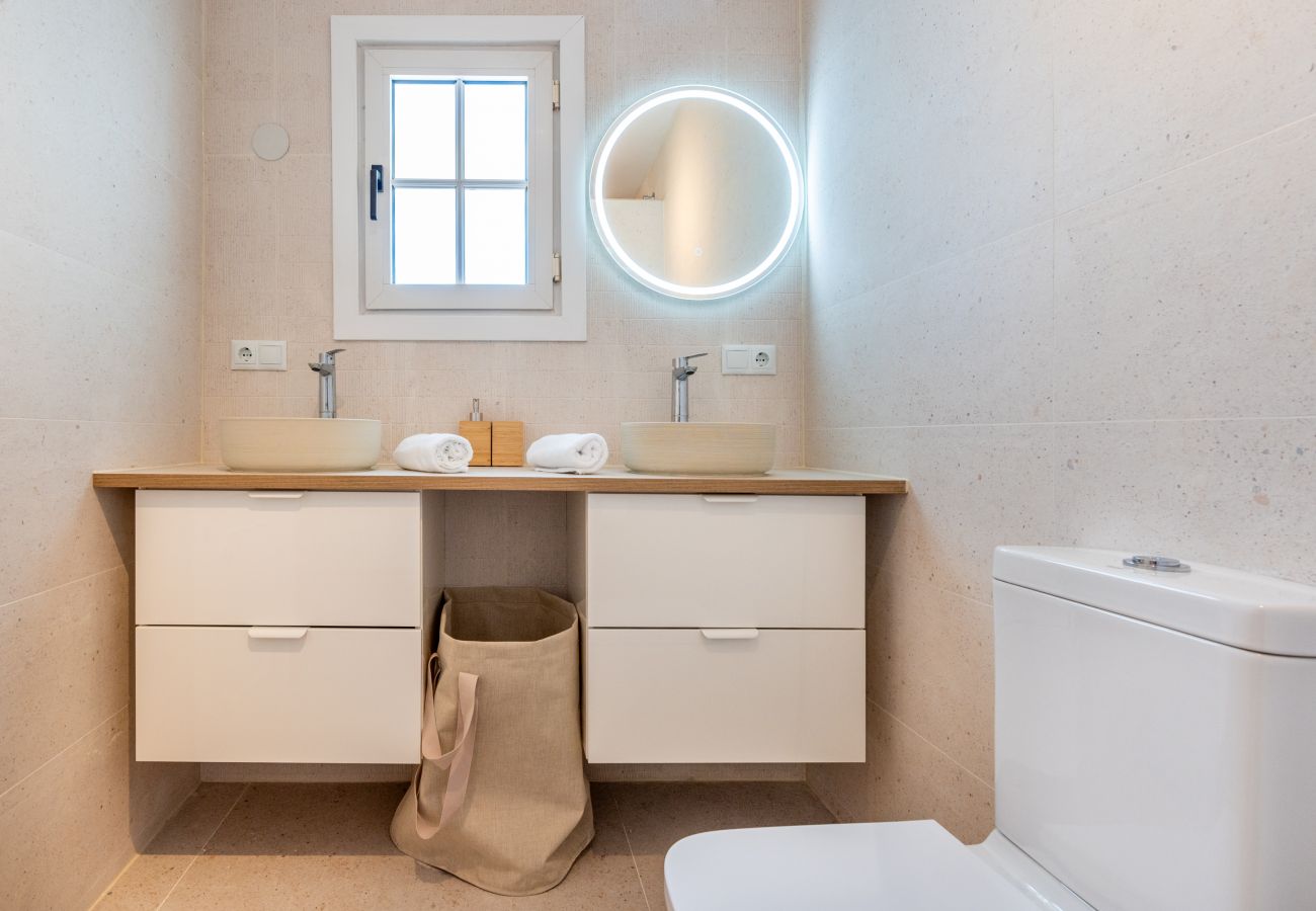 Doppelhaushälfte in Benalmádena - Casa de la Buena Vida  | 3 Bedroom Townhouse with Sea View 