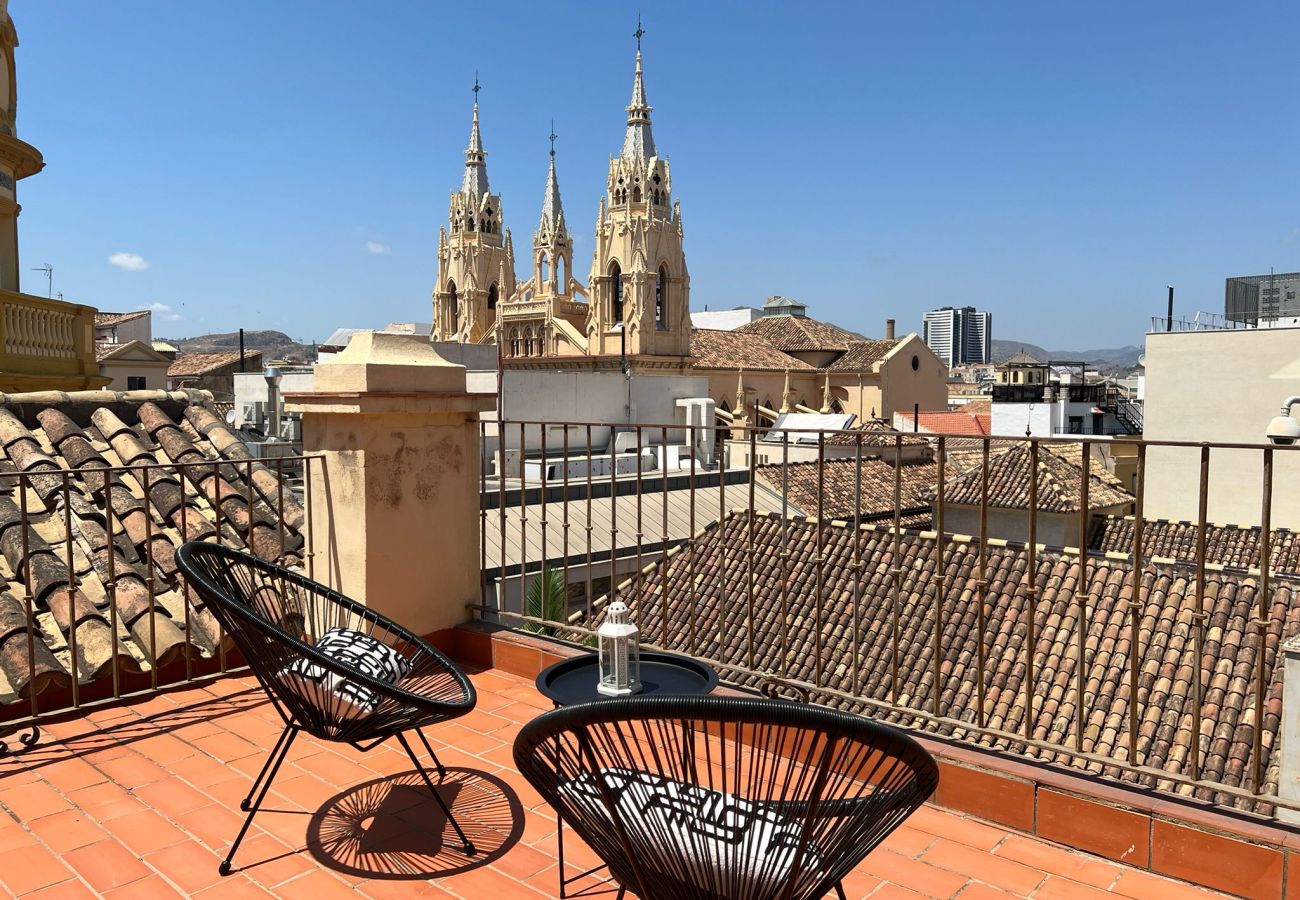 Ferienwohnung in Málaga - Thyssen Duplex Apartment with 2 terraces 3B