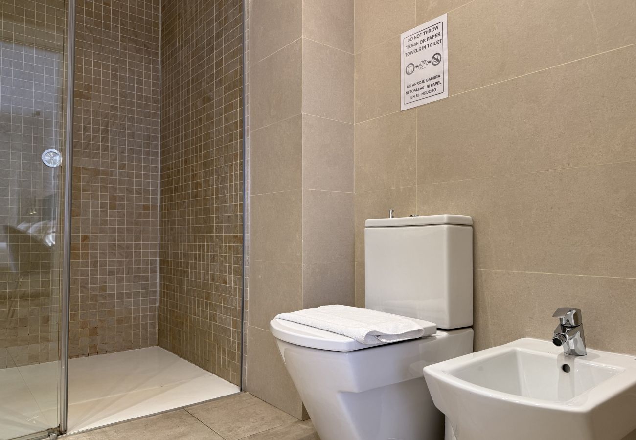 Ferienwohnung in Málaga - Souvirón de Torres IV Duplex mit Terrasse