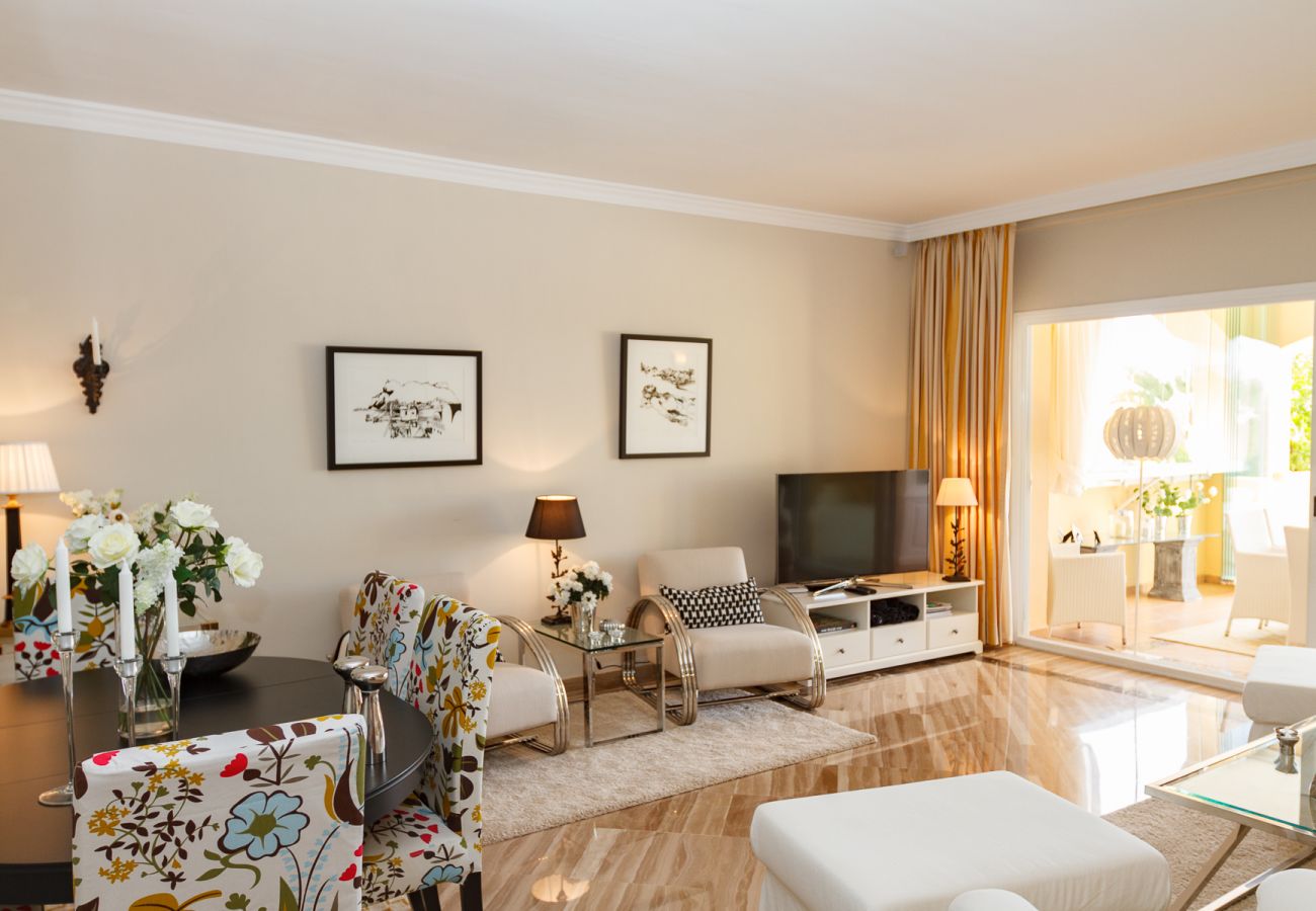 Apartment in Marbella - Hacienda Elviria Marbella - Exclusive Apartment