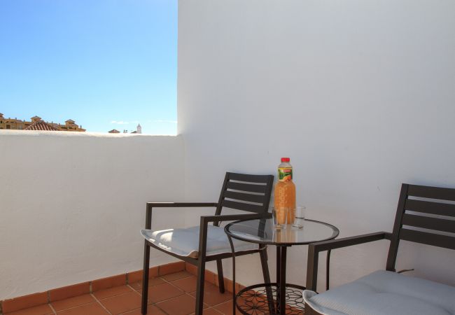 Apartment in Estepona - Golf Hills Marbella - Beautiful decorated incl. lounge terrace Apartment in Estepona - Golf Hills Marbella - Beautiful decorated incl. lounge terrace