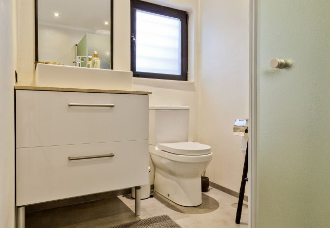 Villa in Marbella - La Corsa Marbella - Luxury 5 bed/bath villa with private pool, jacuzzi Villa in Marbella - La Corsa Marbella - Luxury 5 bed/bath villa with private pool, jacuzzi