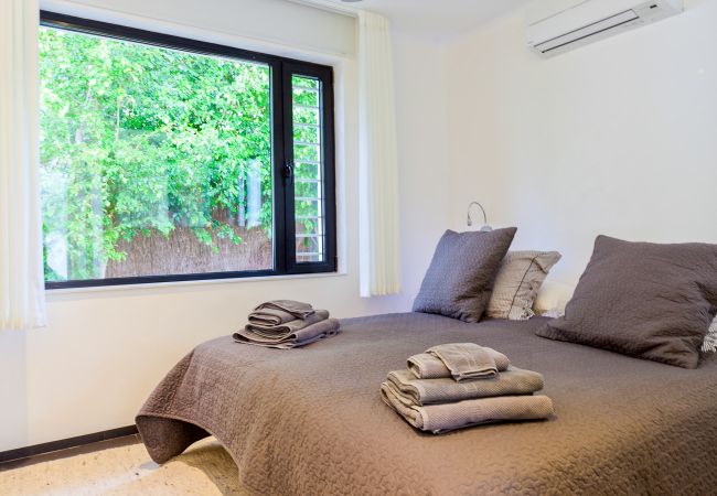 Villa in Marbella - La Corsa Marbella - Luxury 5 bed/bath villa with private pool, jacuzzi Villa in Marbella - La Corsa Marbella - Luxury 5 bed/bath villa with private pool, jacuzzi