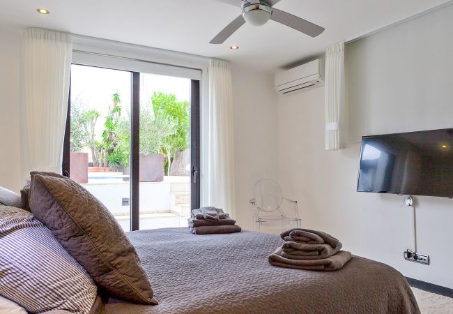 Villa in Marbella - La Corsa Marbella - Luxury 5 bed/bath villa with private pool, jacuzzi Villa in Marbella - La Corsa Marbella - Luxury 5 bed/bath villa with private pool, jacuzzi