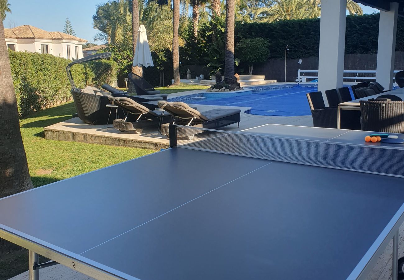 Villa in Marbella - La Corsa Marbella - Luxury 5 bed/bath villa with private pool, jacuzzi