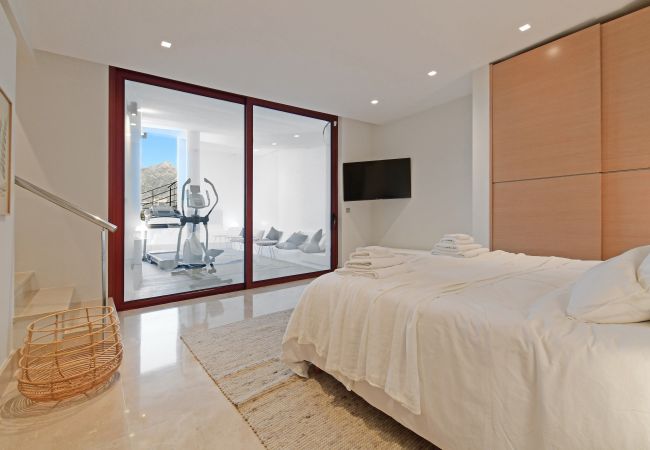 Villa in Marbella - Casa Blanca Marbella - Exclusive Luxury Villa   Villa in Marbella - Casa Blanca Marbella - Exclusive Luxury Villa