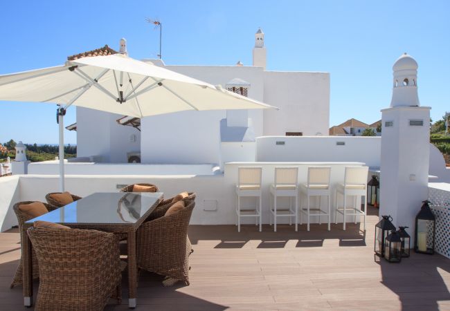 Apartment in Estepona - Top del Golf Hills Marbella - Large roof top lounge terrace Apartment in Estepona - Top del Golf Hills Marbella - Large roof top lounge terrace