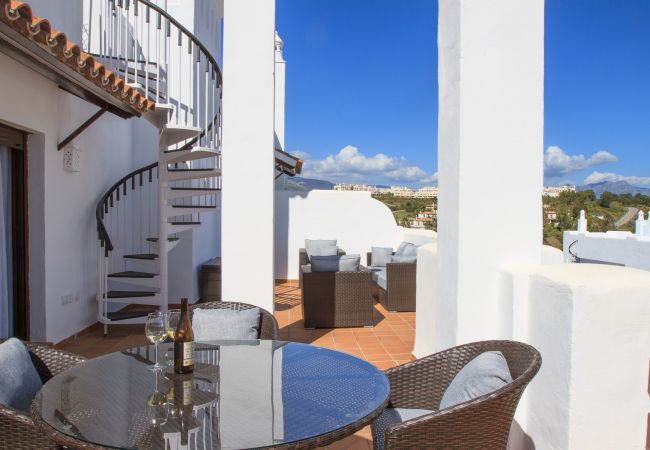 Apartment in Estepona - Top del Golf Hills Marbella - Large roof top lounge terrace Apartment in Estepona - Top del Golf Hills Marbella - Large roof top lounge terrace