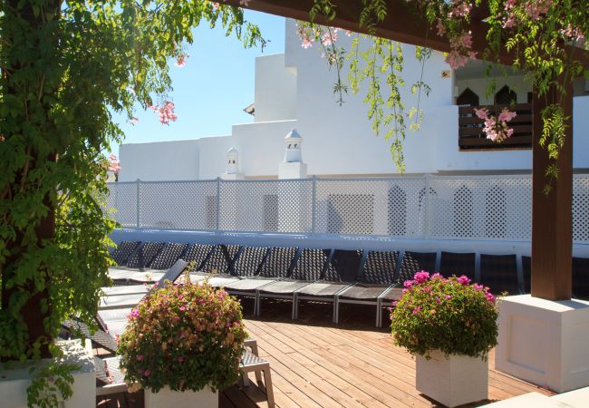 Apartment in Estepona - Top del Golf Hills Marbella - Large roof top lounge terrace Apartment in Estepona - Top del Golf Hills Marbella - Large roof top lounge terrace