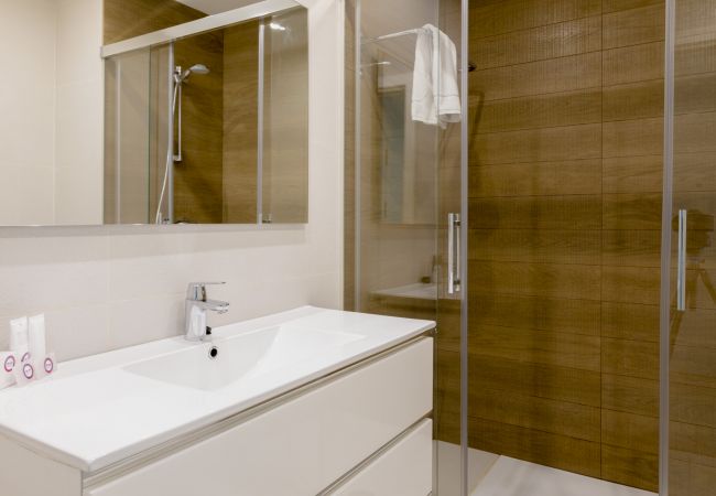 Apartment in Málaga - Pompidou Superior 4A Apartment in Málaga - Pompidou Superior 4A