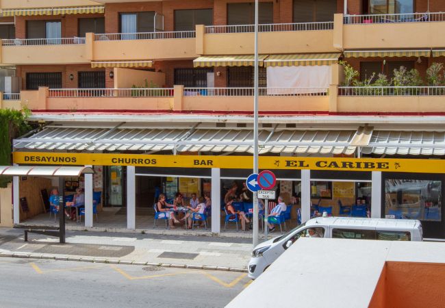 Apartment in Torremolinos - Lydia Uno - Exclusive apartment for 8 near beach and restaurants Apartment in Torremolinos - Lydia Uno - Exclusive apartment for 8 near beach and restaurants