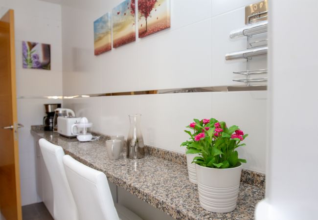 Apartment in Torremolinos - Lydia Uno - Exclusive apartment for 8 near beach and restaurants Apartment in Torremolinos - Lydia Uno - Exclusive apartment for 8 near beach and restaurants