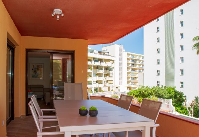 Apartment in Torremolinos - Lydia Uno - Exclusive apartment for 8 near beach and restaurants Apartment in Torremolinos - Lydia Uno - Exclusive apartment for 8 near beach and restaurants