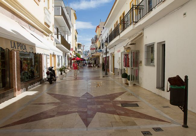 Apartment in Torremolinos - Lydia Uno - Exclusive apartment for 8 near beach and restaurants Apartment in Torremolinos - Lydia Uno - Exclusive apartment for 8 near beach and restaurants
