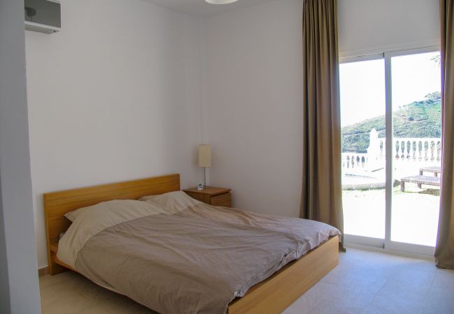 Villa in Algarrobo - Casa Bonita - 4 bedroom Country House in Authentic Andalucia, Malaga Villa in Algarrobo - Casa Bonita - 4 bedroom Country House in Authentic Andalucia, Malaga