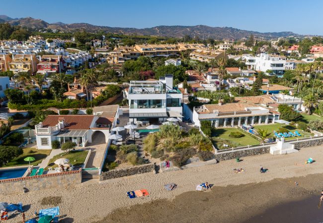 Villa in Marbella - Costabella Marbella - Unique Luxury Beach Villa Villa in Marbella - Costabella Marbella - Unique Luxury Beach Villa