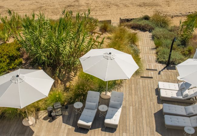 Villa in Marbella - Costabella Marbella - Unique Luxury Beach Villa Villa in Marbella - Costabella Marbella - Unique Luxury Beach Villa