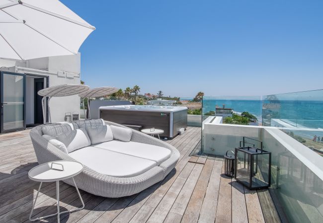 Villa in Marbella - Costabella Marbella - Unique Luxury Beach Villa Villa in Marbella - Costabella Marbella - Unique Luxury Beach Villa