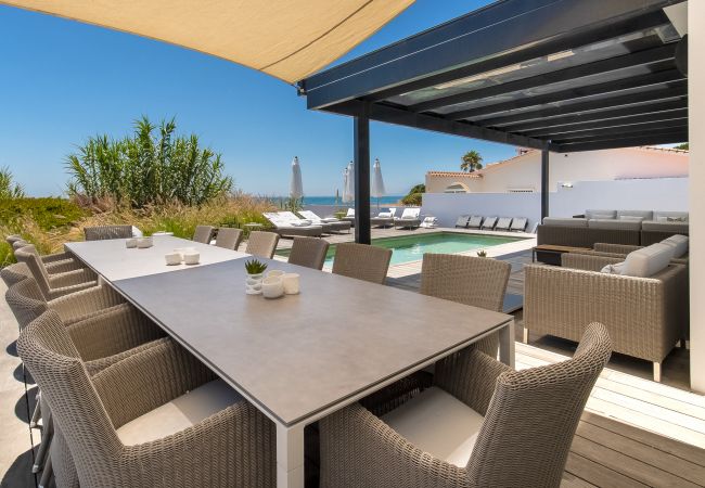 Villa in Marbella - Costabella Marbella - Unique Luxury Beach Villa Villa in Marbella - Costabella Marbella - Unique Luxury Beach Villa