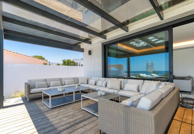 Villa in Marbella - Costabella Marbella - Unique Luxury Beach Villa Villa in Marbella - Costabella Marbella - Unique Luxury Beach Villa