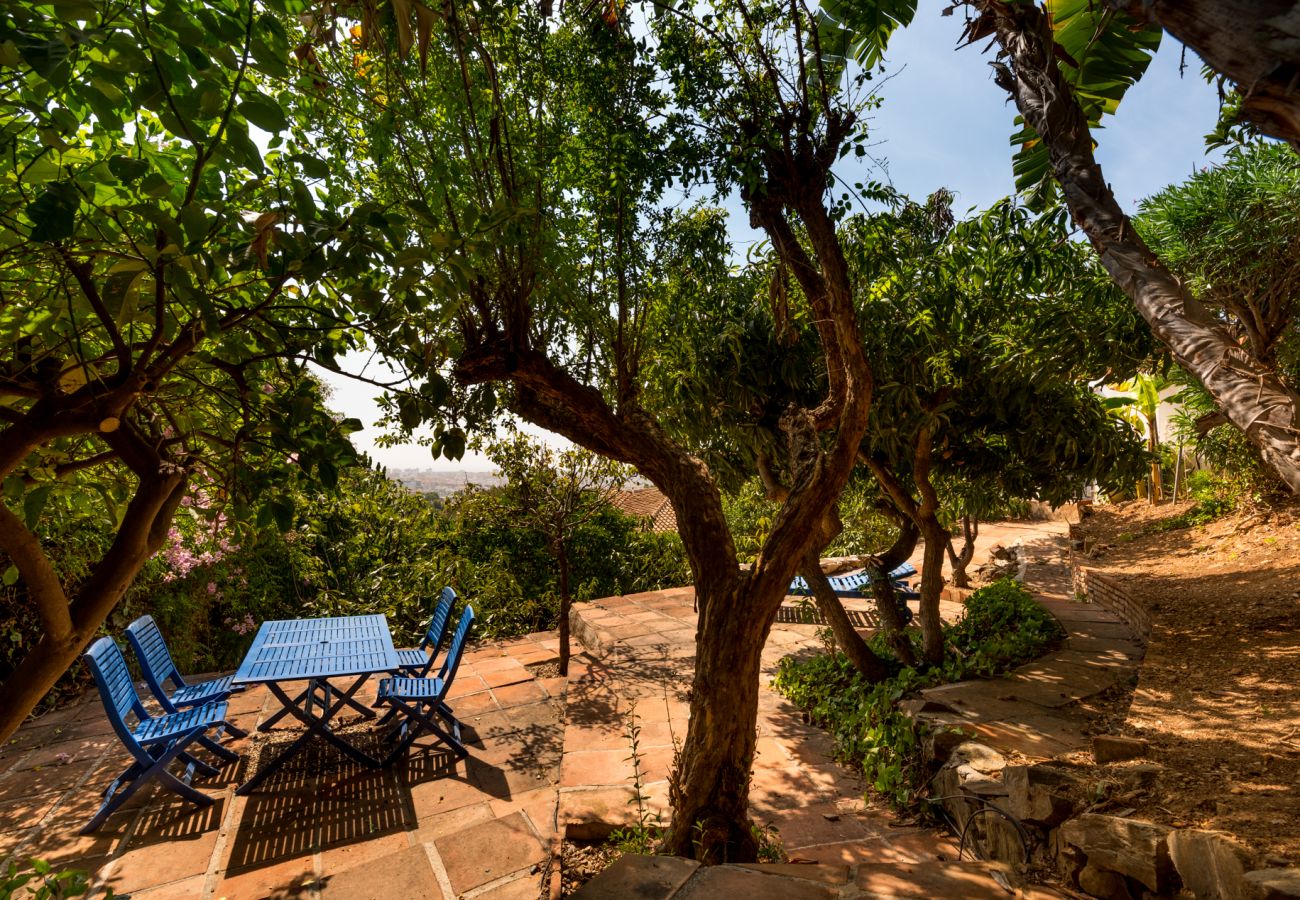 Villa in Mijas Costa - Villa Paraisos, Mijas - Charming Andalucian villa, private pool