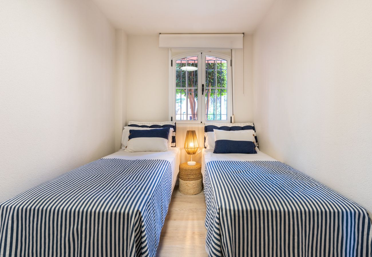 Apartment in Marbella - Alvarito Playa | Beach Apartment in Marbella