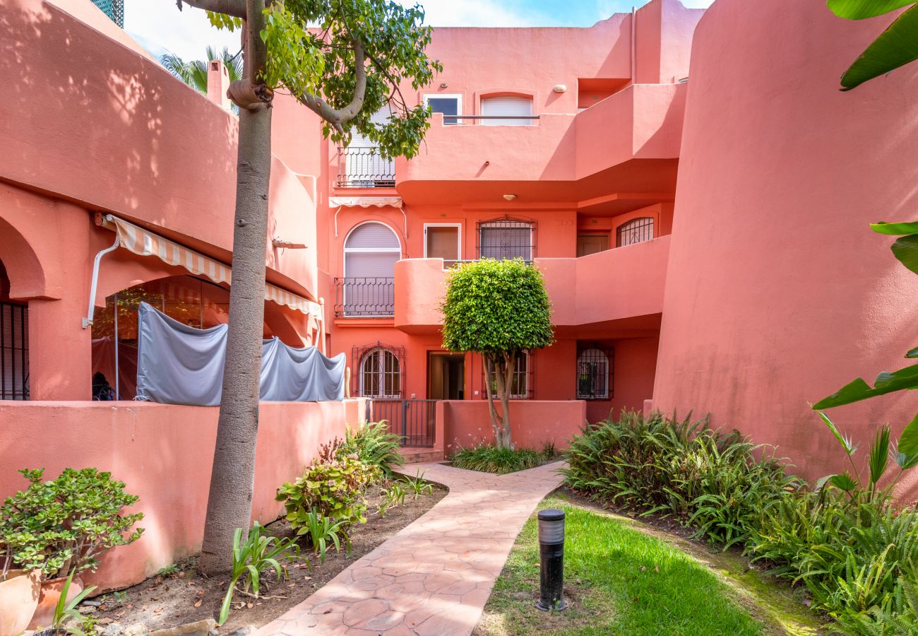 Apartment in Marbella - Alvarito Playa | Beach Apartment in Marbella