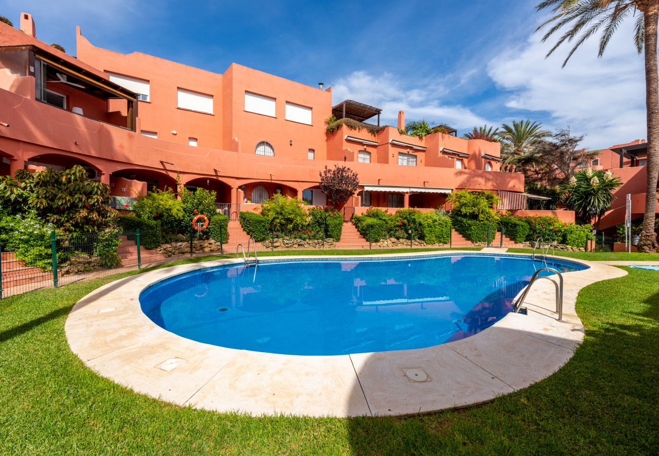 Apartment in Marbella - Alvarito Playa | Beach Apartment in Marbella