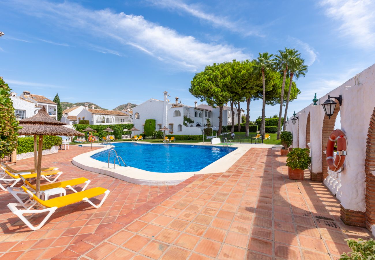 Terraced House in Benalmádena - Casa de la Buena Vida | 3 Bedroom Townhouse with Sea View 