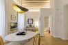 Apartment in Málaga - Palacio Vegafuente 1.2 with Terrace Apartment in Málaga - Palacio Vegafuente 1.2 with Terrace