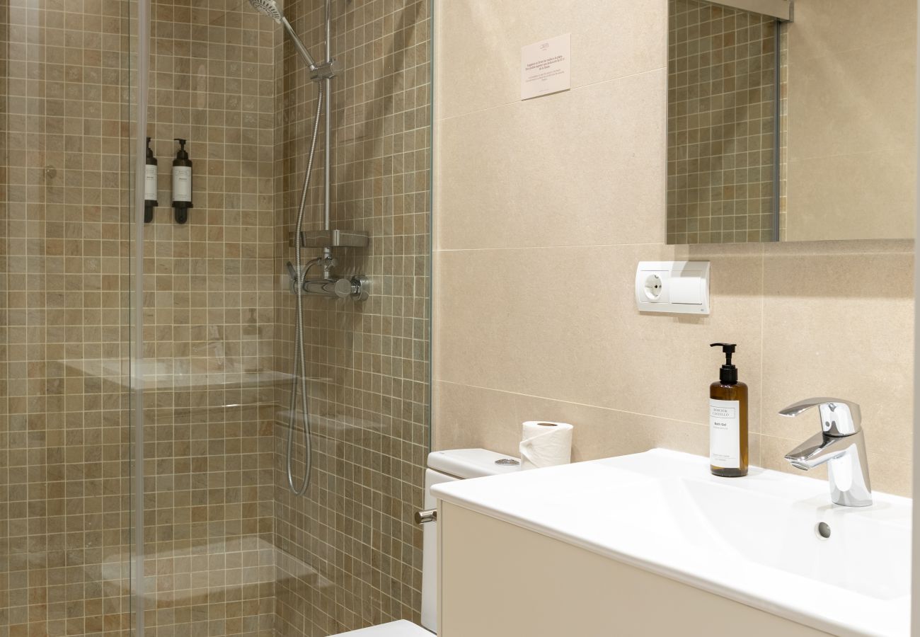 Apartment in Málaga - Souvirón de Torres I