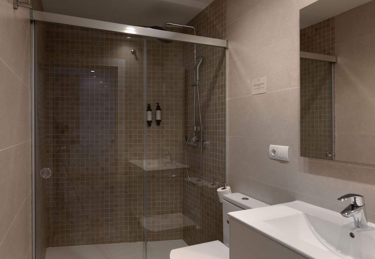 Apartment in Málaga - Souvirón de Torres III